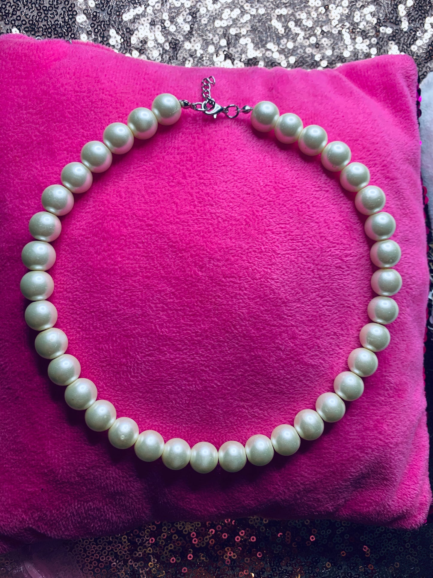 Pearl Choker