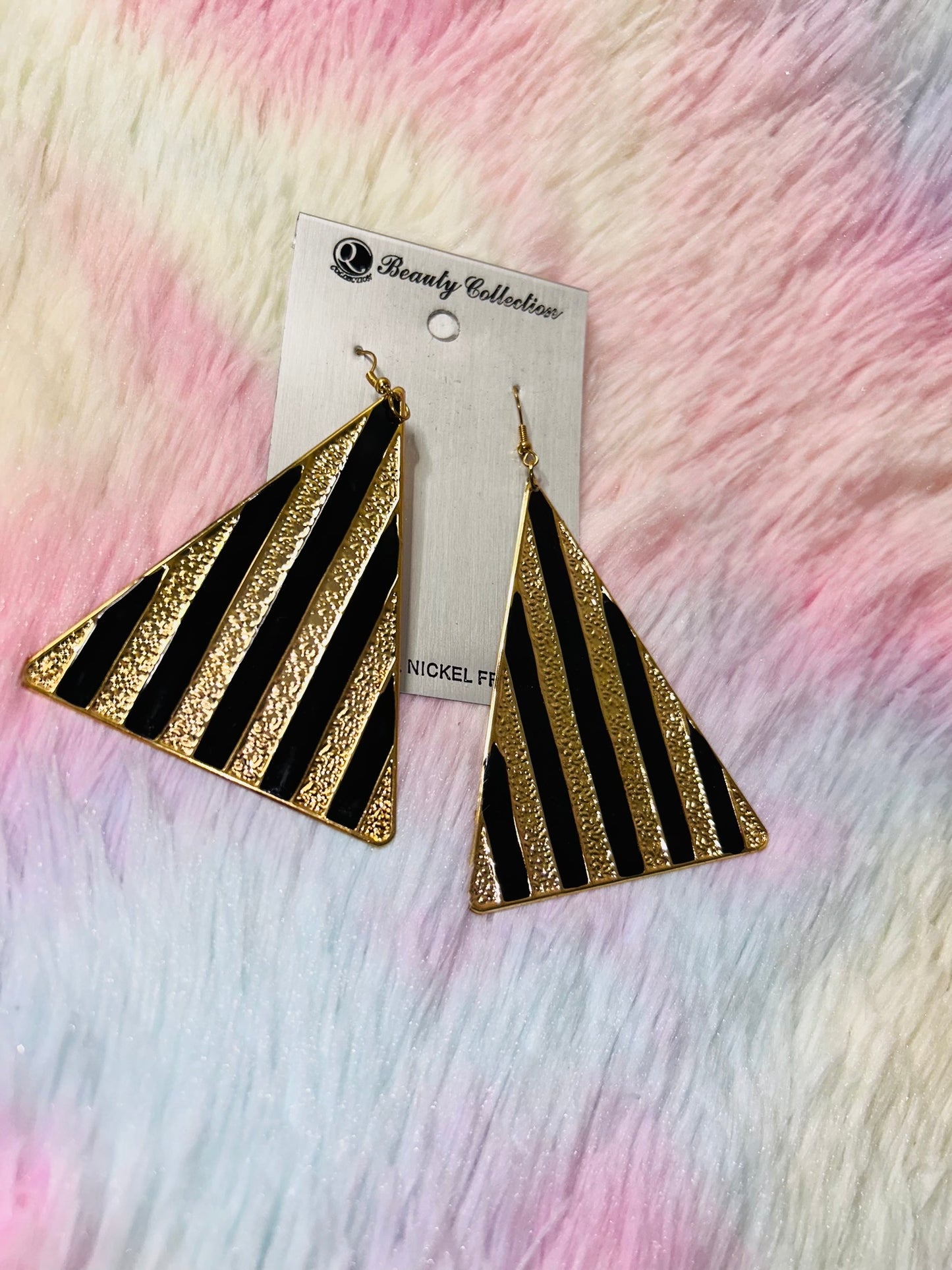 Triangle Earrings | Gold